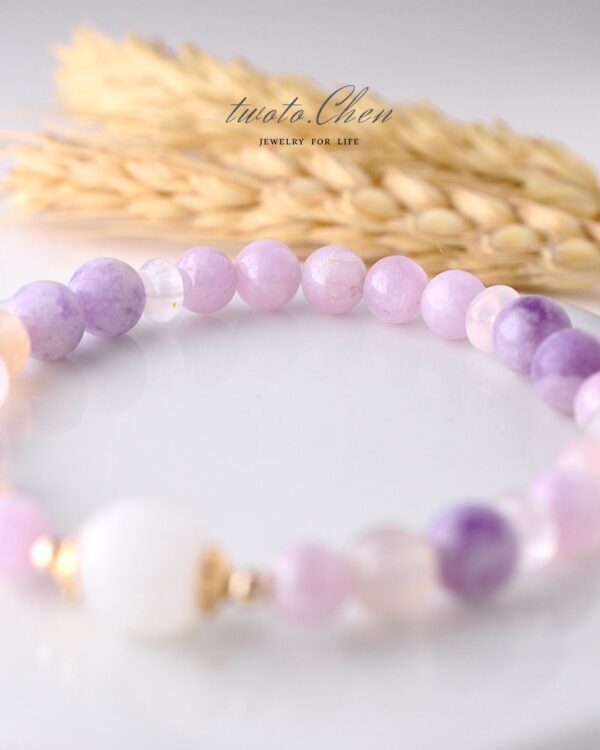 典藏原創丨舒欣：溫柔陪伴・睡前靜心・溫潤氣韻