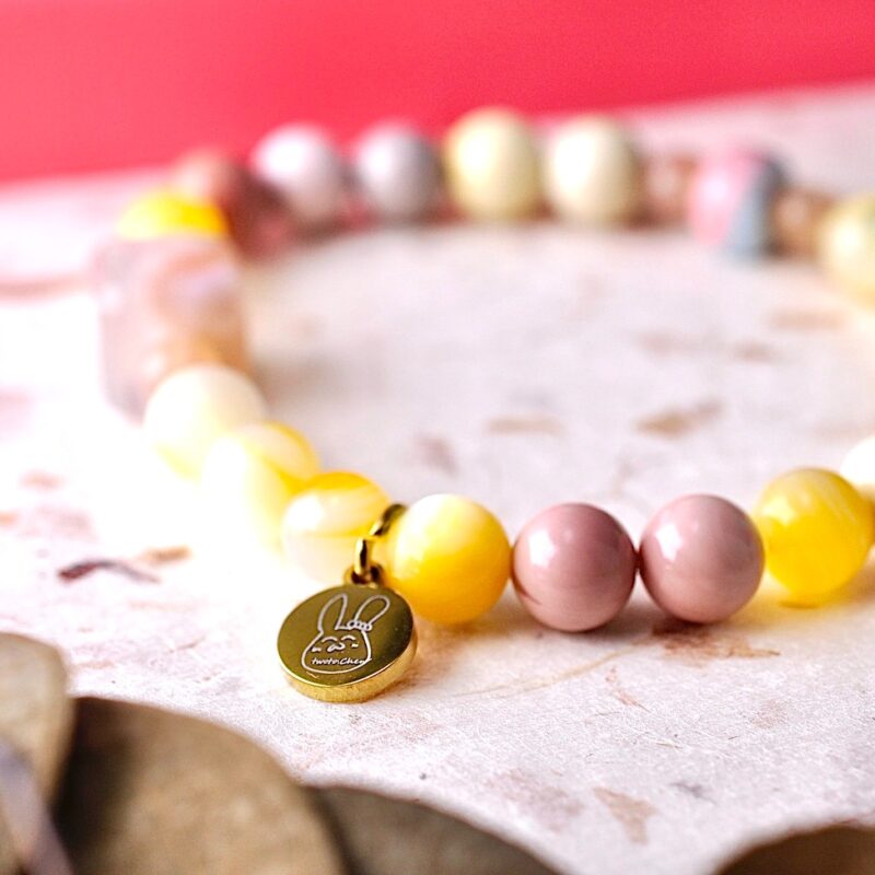 典藏原創｜蜜糖果香：小朋友的純粹光彩｜黃金貝 x 阿拉善 x 櫻花瑪瑙