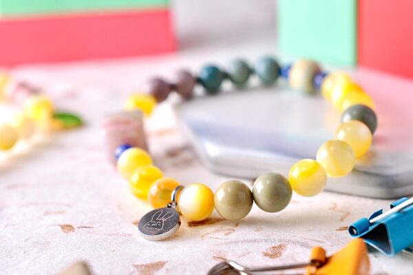 典藏原創｜蜜糖果香：小朋友的純粹光彩｜黃金貝 x 阿拉善 x 櫻花瑪瑙