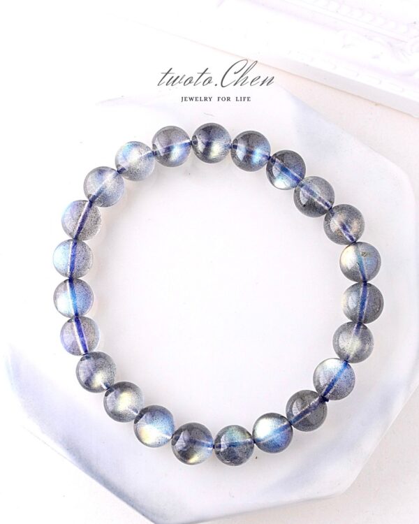 嚴選單品｜高品淨體灰月光手鏈 ：留一點安靜給自己