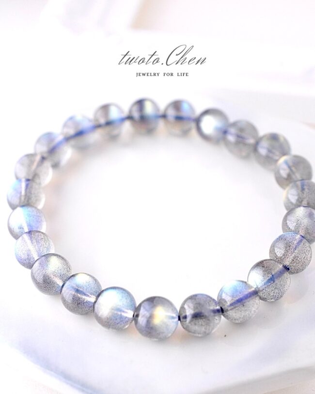 嚴選單品｜高品淨體灰月光手鏈 ：留一點安靜給自己