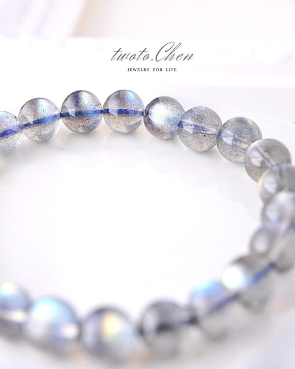 嚴選單品｜高品淨體灰月光手鏈 ：留一點安靜給自己