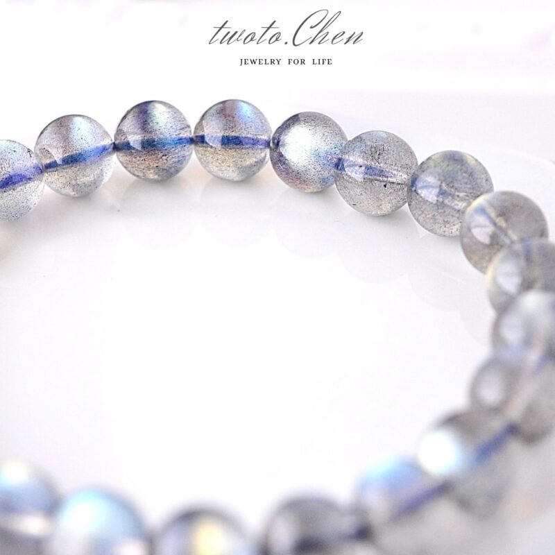 嚴選單品｜高品淨體灰月光手鏈 ：留一點安靜給自己