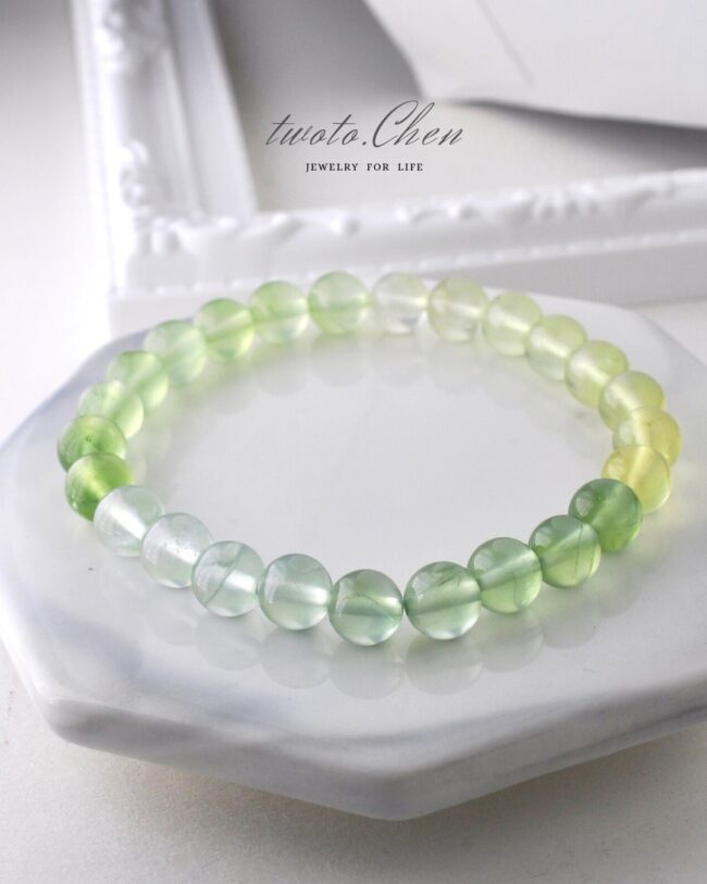 嚴選單品｜高品漸變葡萄石 ：腕間的流動綠洲，定格心境的安定感