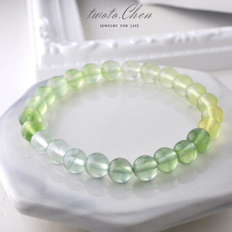 嚴選單品｜高品漸變葡萄石 ：腕間的流動綠洲，定格心境的安定感
