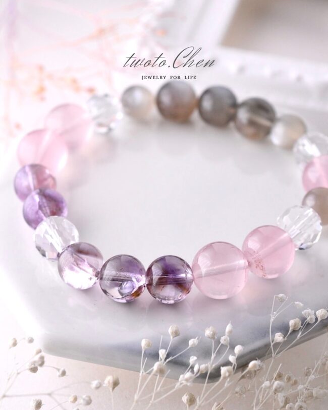 曦光守護 ：以溫柔為盾，以智慧為光 —— 照亮內在的層次之美