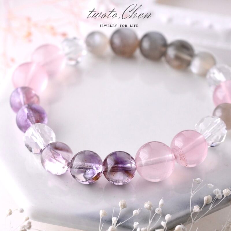 曦光守護 ：以溫柔為盾，以智慧為光 —— 照亮內在的層次之美