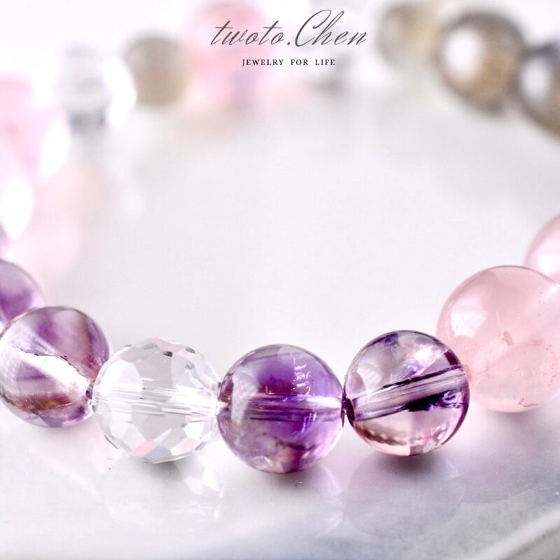 曦光守護 ：以溫柔為盾，以智慧為光 —— 照亮內在的層次之美