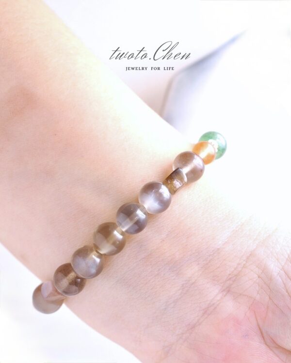 復古系列｜Persona 人格面具：在角色轉換間，保有自我的定力