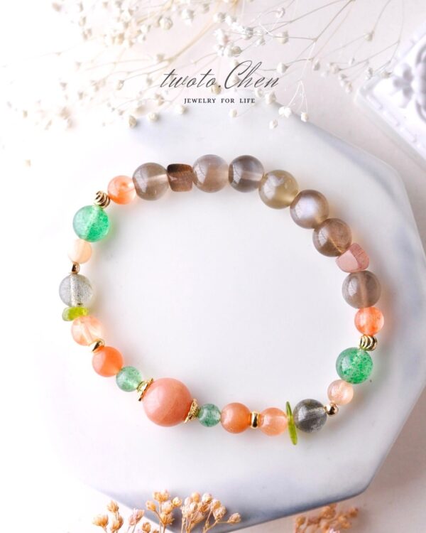 復古系列｜Persona 人格面具：在角色轉換間，保有自我的定力