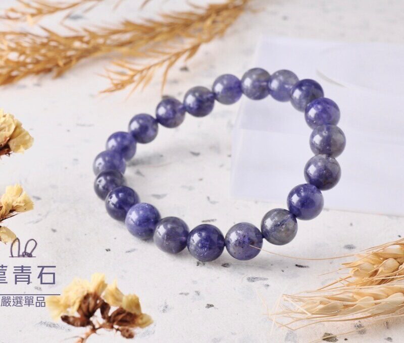 嚴選單品｜幻境藍紫：菫青石的靜謐美學