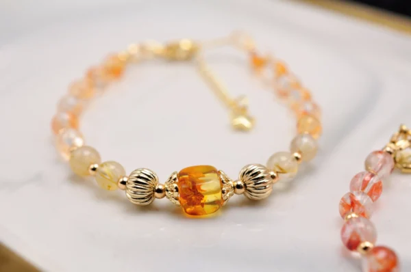 復古系列｜典睛黃膠：專注事業與內在定力｜花珀 x 黃膠花 x 鈦晶