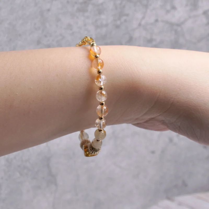 復古系列｜典睛黃膠：專注事業與內在定力｜花珀 x 黃膠花 x 鈦晶