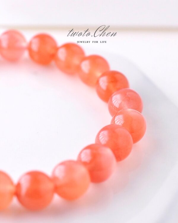 【鴻運 • 紅韻】| 嚴選南紅瑪瑙手串 微距