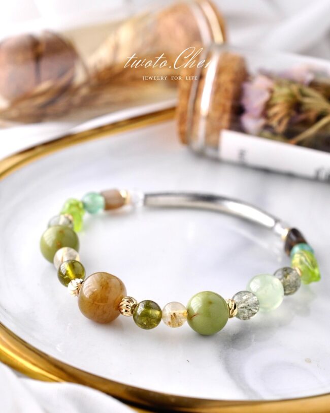 復古系列｜秘境：森林深處的自我察覺｜和田玉 x 葡萄石 x 綠碧髮 x 鈦晶