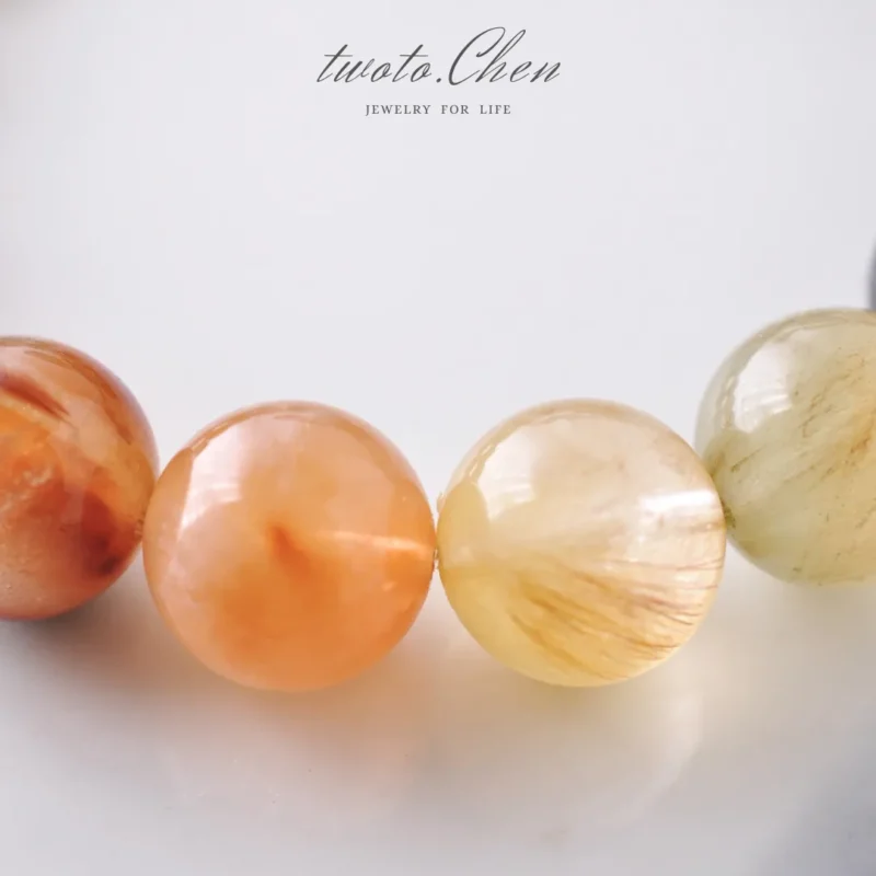 嚴選單品 | 彩兔毛水晶手鍊：織就日常的溫潤光譜