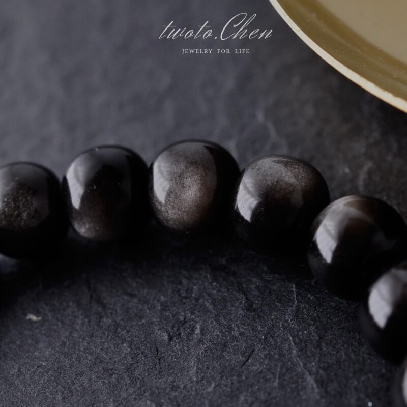 嚴選單品 | 銀曜石 靜謐深邃的守護之光 特寫1