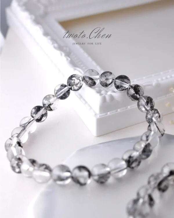 巴基斯坦閃靈鑽 斜視