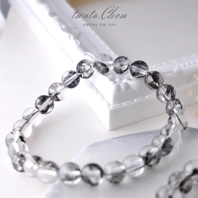 巴基斯坦閃靈鑽 斜視